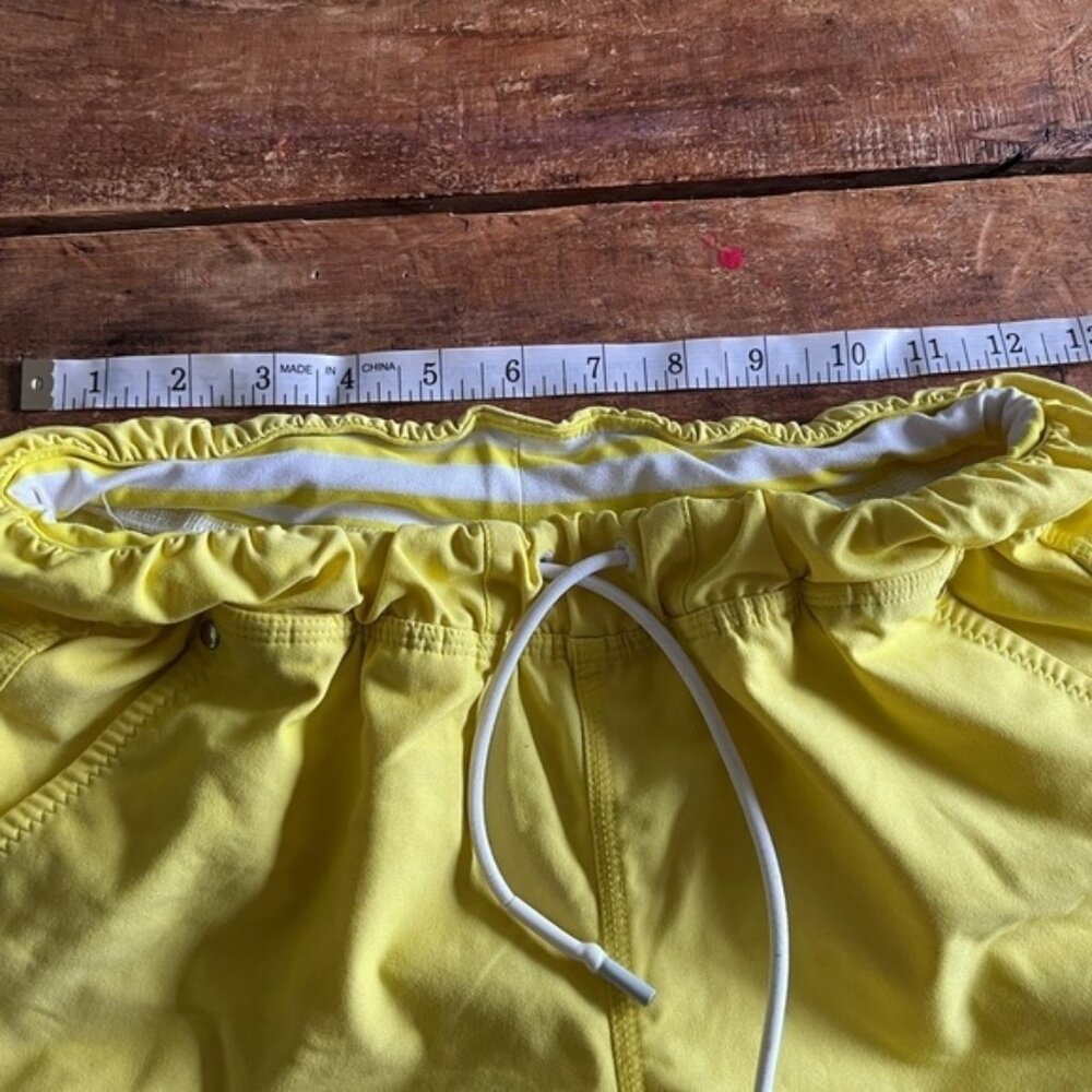 Lululemon yellow spring break size 4 - Picture 5 of 8